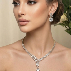 Marquise Leaf Cluster Pendant Set
